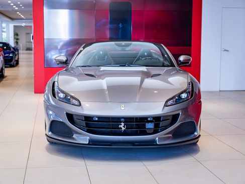 Used 2022 Ferrari Portofino M image 2