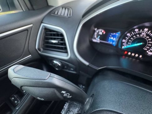 Used 2016 Ford Edge SEL w/ Equipment Group 201A FWD image 25