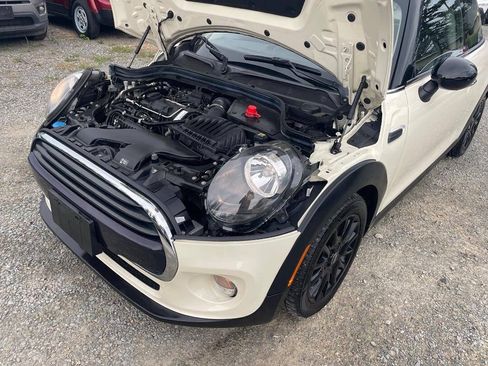 Used 2019 MINI Cooper 2-Door Hardtop FWD image 22