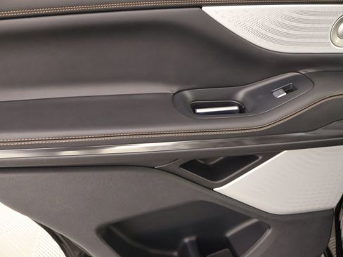 New 2026 Lincoln Navigator Black Label AWD/4WD image 18