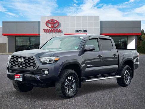 Certified 2022 Toyota Tacoma TRD Off-Road image 2
