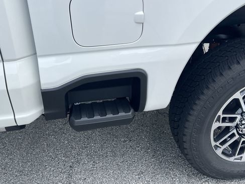New 2026 Ford F250 Platinum AWD/4WD image 33