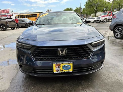 Used 2025 Honda Accord SE image 7