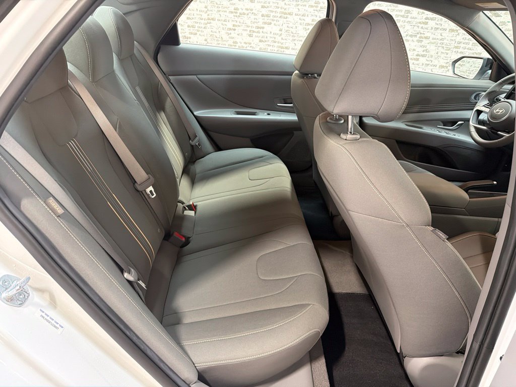 Certified 2026 Hyundai Elantra Sport FWD image 11