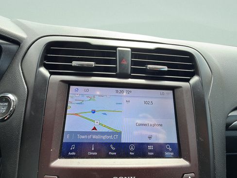 Used 2020 Ford Fusion Energi Titanium FWD image 15