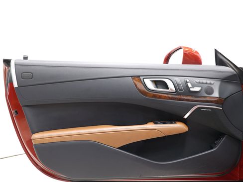 Used 2017 Mercedes-Benz SL 450 image 10