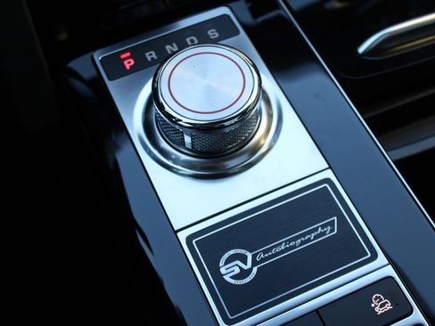 Used 2020 Land Rover Range Rover SV Autobiography Dynamic image 38