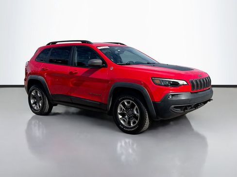 Used 2019 Jeep Cherokee Trailhawk image 1