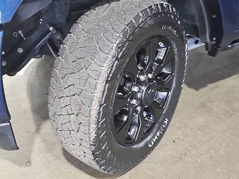 Used 2022 RAM 2500 Limited w/ Night Edition AWD/4WD image 37