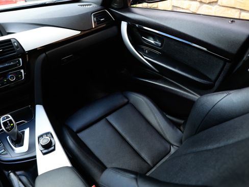 Used 2017 BMW 340i Sedan image 26