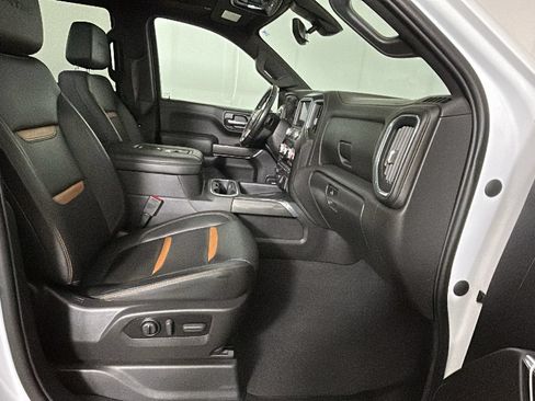 Used 2022 GMC Sierra 1500 AT4 w/ AT4 Premium Package AWD/4WD image 35