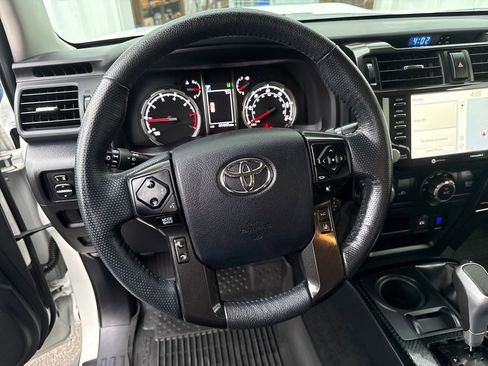Certified 2023 Toyota 4Runner TRD Off-Road Premium w/ Moonroof Package image 9
