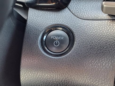 Certified 2025 Toyota Camry SE FWD image 15