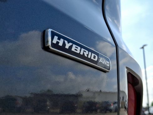 Used 2020 Ford Escape SE Sport AWD/4WD image 24