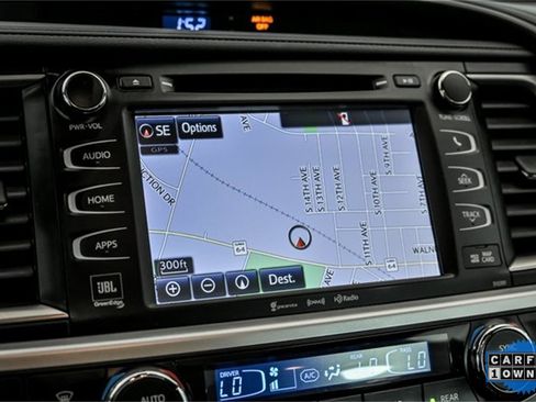 Used 2019 Toyota Highlander Limited image 22