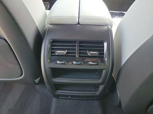 Used 2026 BMW X5 sDrive40i w/ M Sport Package RWD image 13