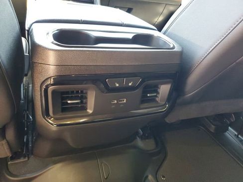 Used 2026 GMC Sierra 2500 AT4 w/ Technology Package image 16