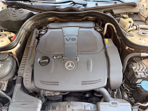 Used 2013 Mercedes-Benz E 350 Sedan image 20