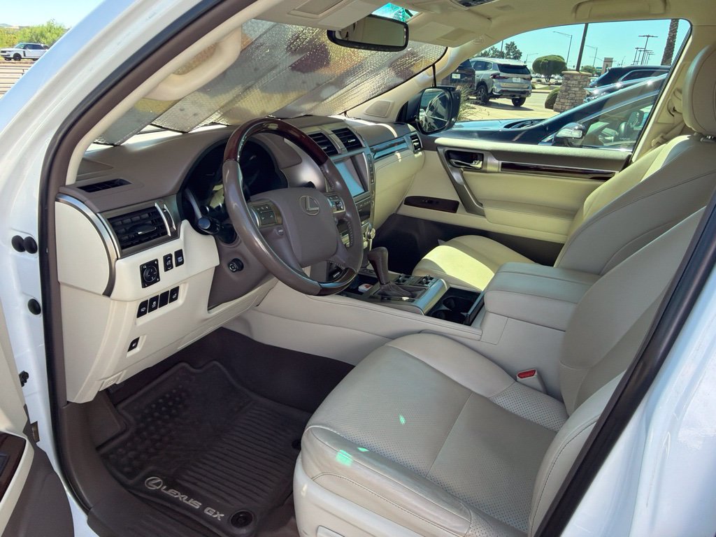 Used 2016 Lexus GX 460 Luxury AWD/4WD image 7