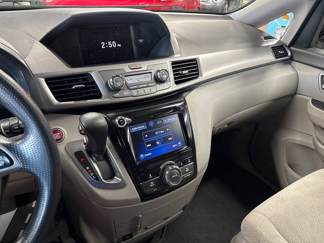 Used 2016 Honda Odyssey EX image 36