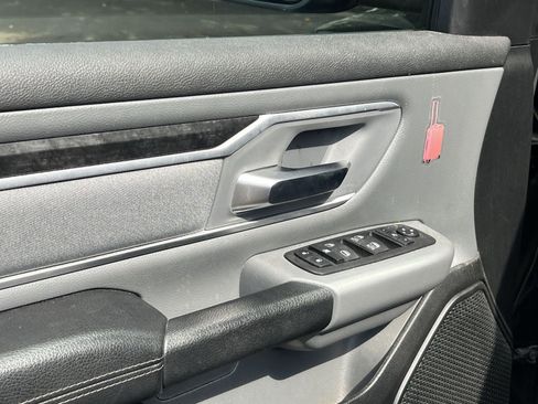 Used 2021 RAM 1500 Big Horn AWD/4WD image 13