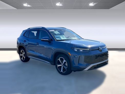 New 2026 Volkswagen Tiguan SE FWD image 6