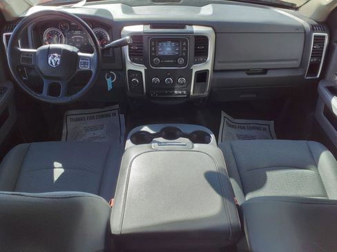 Used 2018 RAM 3500 SLT w/ Luxury Group image 11