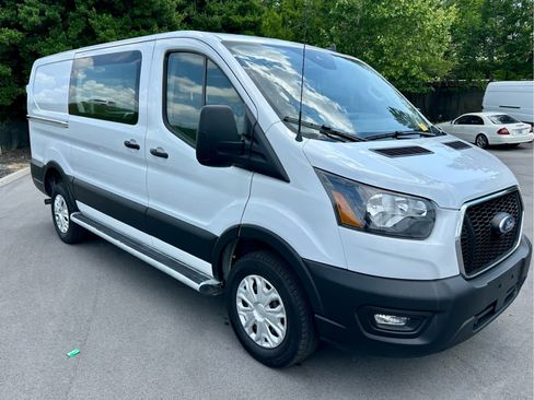 Used 2025 Ford Transit 250 Low Roof w/ Exterior Upgrade Package RWD image 3