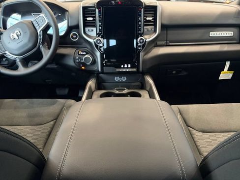 New 2026 RAM 1500 Big Horn AWD/4WD image 18