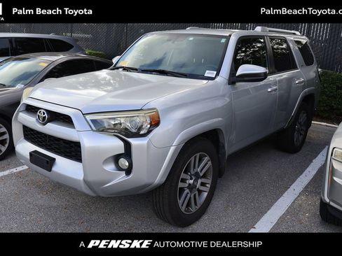 Used 2015 Toyota 4Runner SR5 RWD image 1