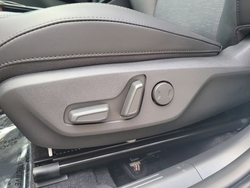 New 2025 Kia Niro SX image 20