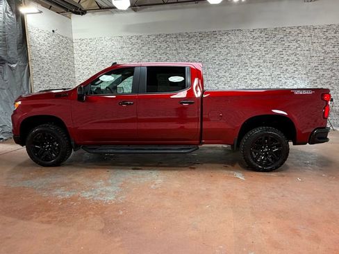 Used 2024 Chevrolet Silverado 1500 LT Trail Boss w/ Convenience Package II AWD/4WD image 4