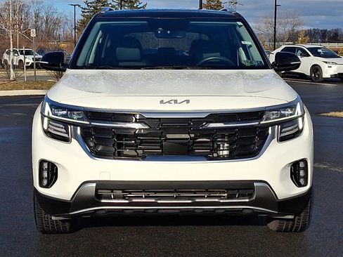 Used 2024 Kia Seltos SX image 2