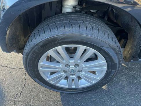 Used 2011 Land Rover LR4 HSE image 26