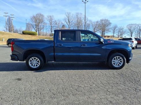 Used 2021 Chevrolet Silverado 1500 RST image 2