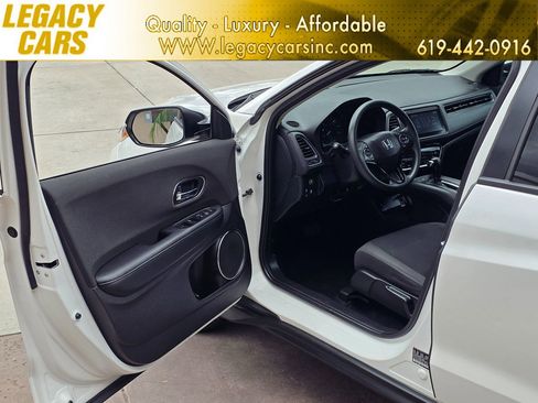 Used 2022 Honda HR-V EX image 45