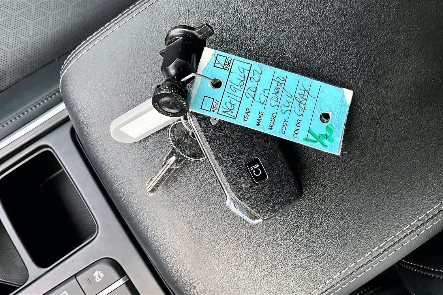 Used 2022 Kia Sorento S AWD/4WD image 15
