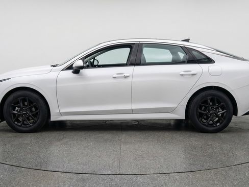 Used 2025 Kia K5 LXS image 5