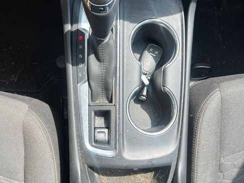Used 2018 Chevrolet Equinox LT FWD image 28
