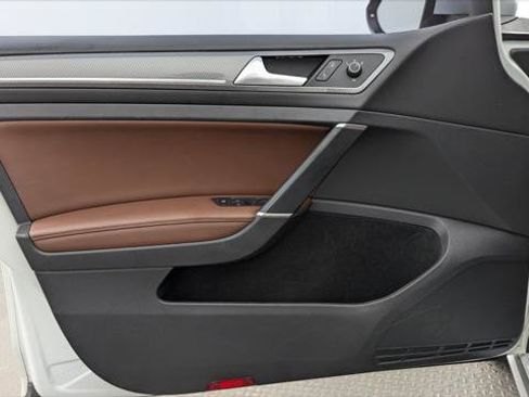 Used 2017 Volkswagen Golf Alltrack SEL image 13