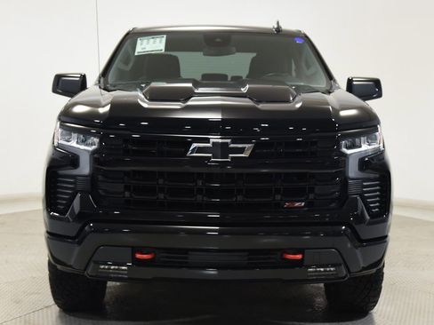 Used 2023 Chevrolet Silverado 1500 LT Trail Boss w/ Protection Package AWD/4WD image 5
