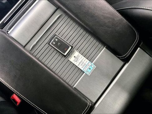 Used 2024 Jeep Wagoneer Series II image 37