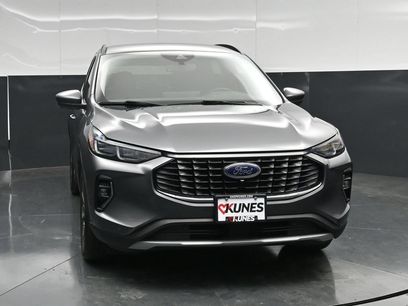 Used 2023 Ford Escape Platinum