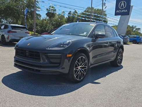 Used 2023 Porsche Macan Turbo AWD/4WD image 8
