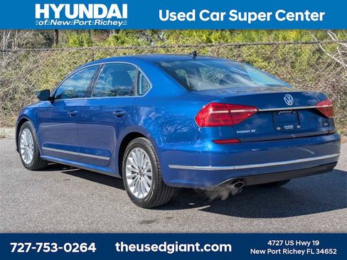 Used 2016 Volkswagen Passat 1.8T SE image 3