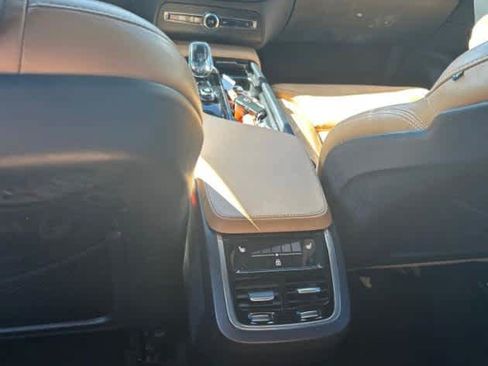 Used 2023 Volvo XC90 B6 Ultimate AWD/4WD image 6