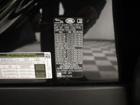 New 2026 Land Rover Range Rover Long Wheelbase SE image 34