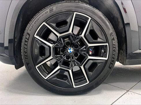 Used 2024 BMW XM AWD/4WD image 8