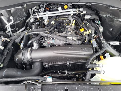 Certified 2026 Ford Explorer Active RWD image 32