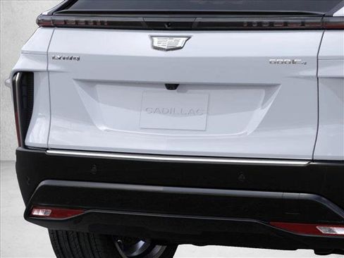 New 2026 Cadillac Lyriq Signature Luxury image 14